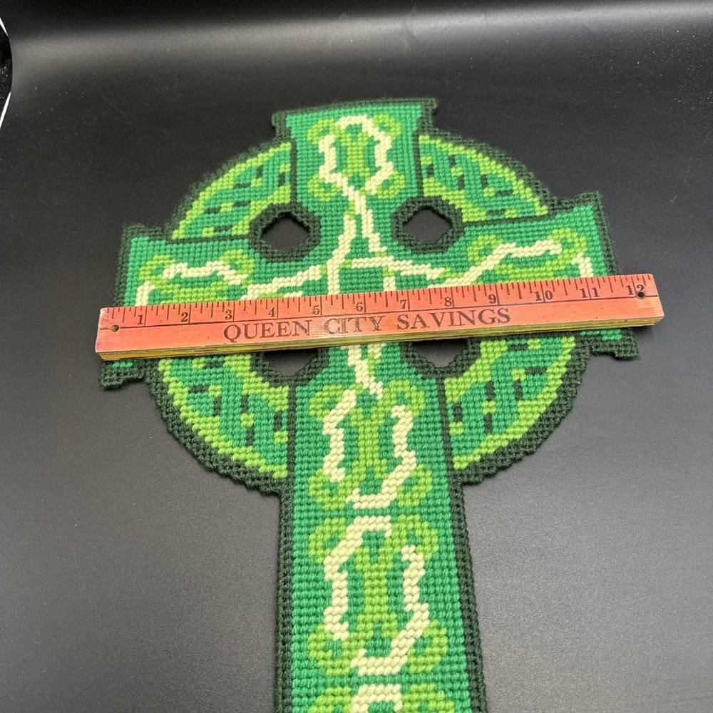 CELTIC CROSS Wall Hanging plastic canvas COMPLETE 12